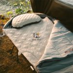 لحاف نیچرهایک CNK2450PJ015 پهن شده روی تخت