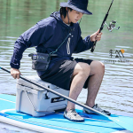 کفش نیچرهایک مدل CYY2321IA010 در حال استفاده در فضای باز