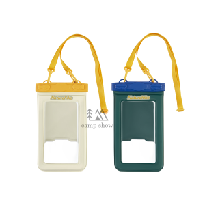 نمای کلی از کیف ضد آب نیچرهایک مدل CNK2300BS015 با طراحی ساده و مقاوم